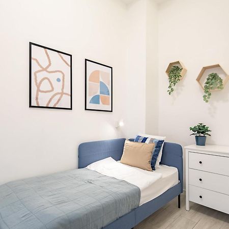 Central Room For Solo Traveller Budapesta Exterior foto