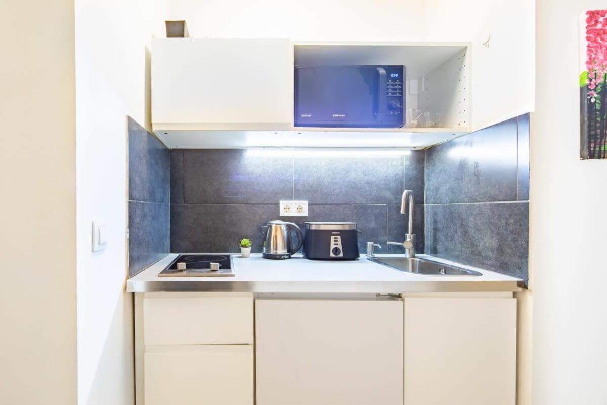 Central Room For Solo Traveller Budapesta Exterior foto